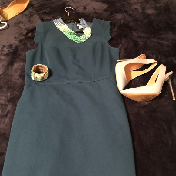 Turquoise size 6 Banana Republic sheath dress. - Picture 6 of 8